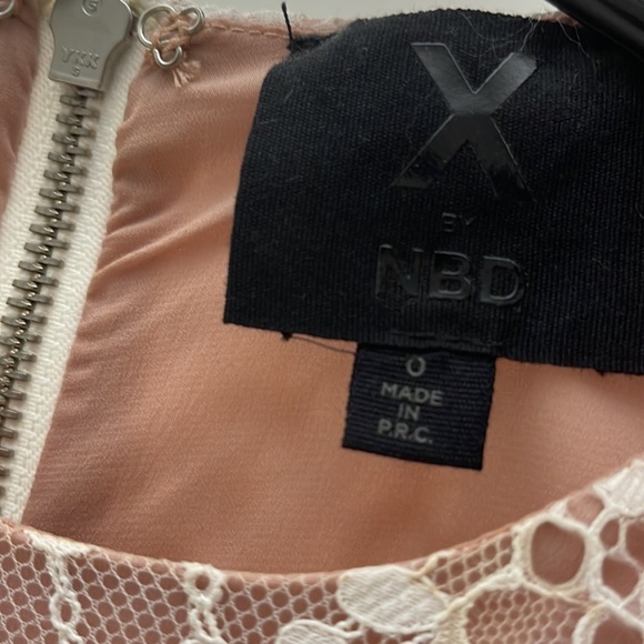 Revolve NBD White Lace Graduation Dress Sz 0 - Picture 2 of 2